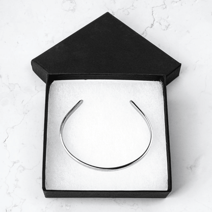 new_version_cuff_bracelet_Bracelet_Packaging_Mockup.png_15646426